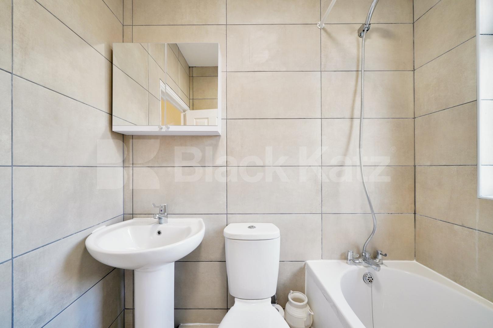 Refurbished throughout, flooded with natural light & beautiful mature garden  St. Barnabas Road, Tooting